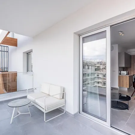 Apartment Platinum 77 X Limassol
